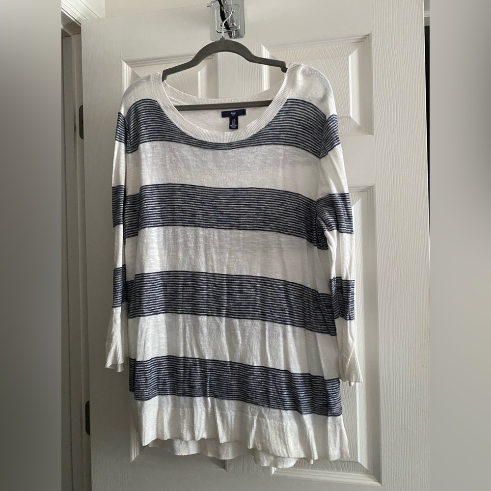 Gap Navy and White Striped Top Size XL